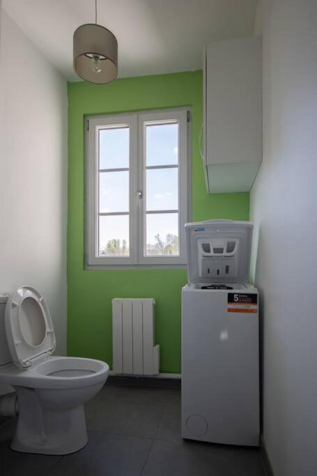 La Fontaine Neuve-Avallon-5 Personnes-1 Chambre-3 Lits-Parking-Wifi מראה חיצוני תמונה